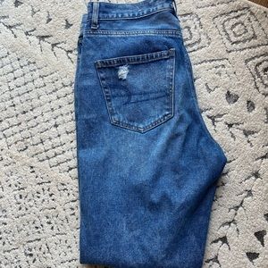 American Eagle Mom Jeans